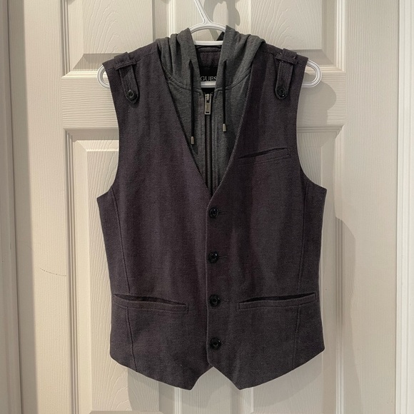 Men’s gray sweater vest - Picture 1 of 3